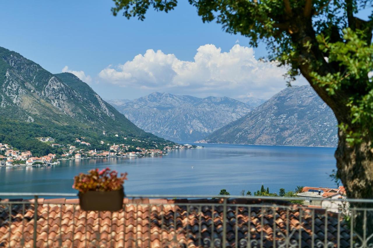 Our Sunset Apartments With Pool And Sea View Kotor Exteriér fotografie