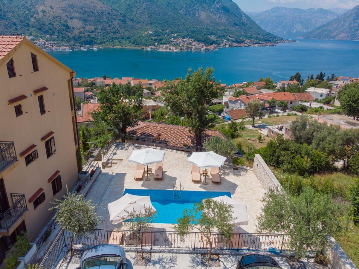 Our Sunset Apartments With Pool And Sea View Kotor Exteriér fotografie